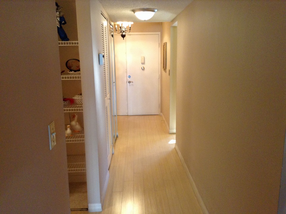 foyer/hallway