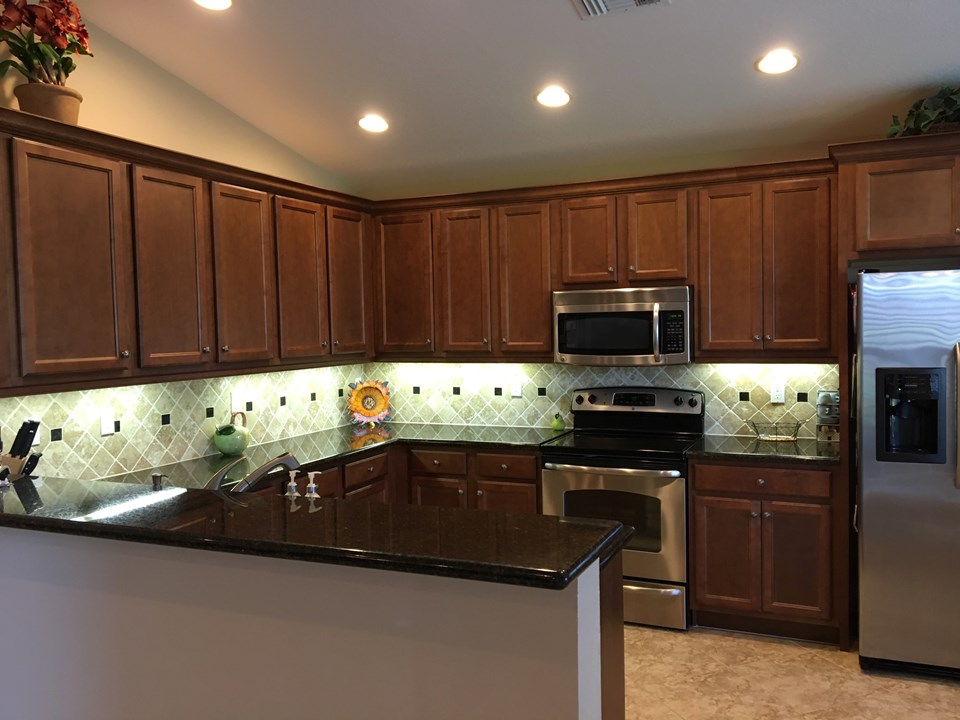 granite counters, ss appliances