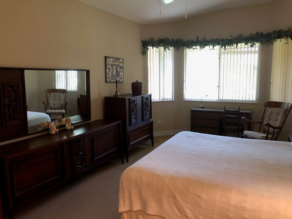 master bedroom, double doors and tray ceiling