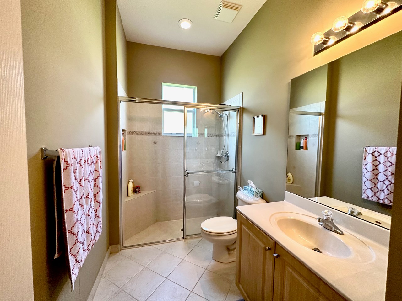 guest bathroom on 1st. floor