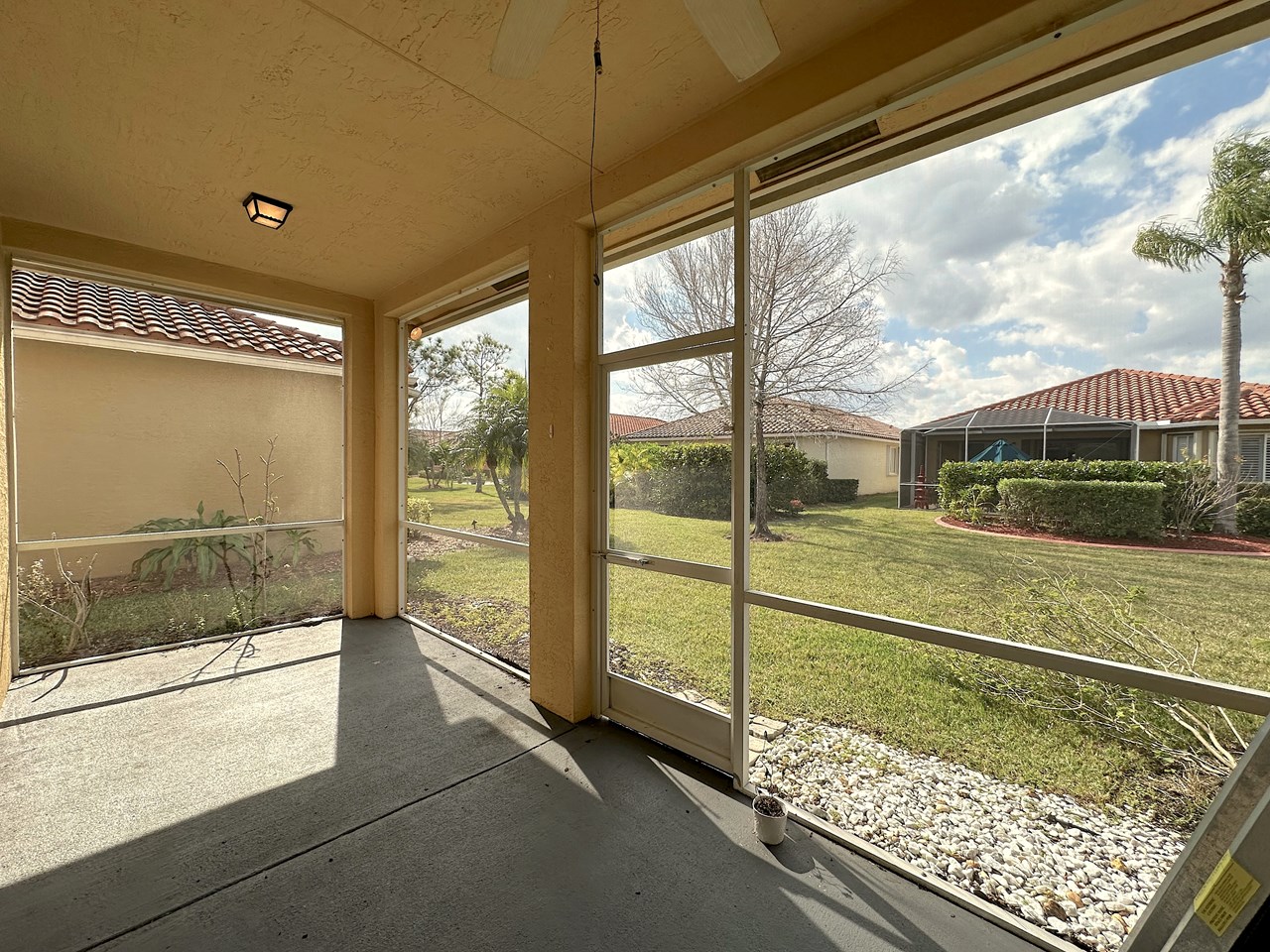 covered screened patio