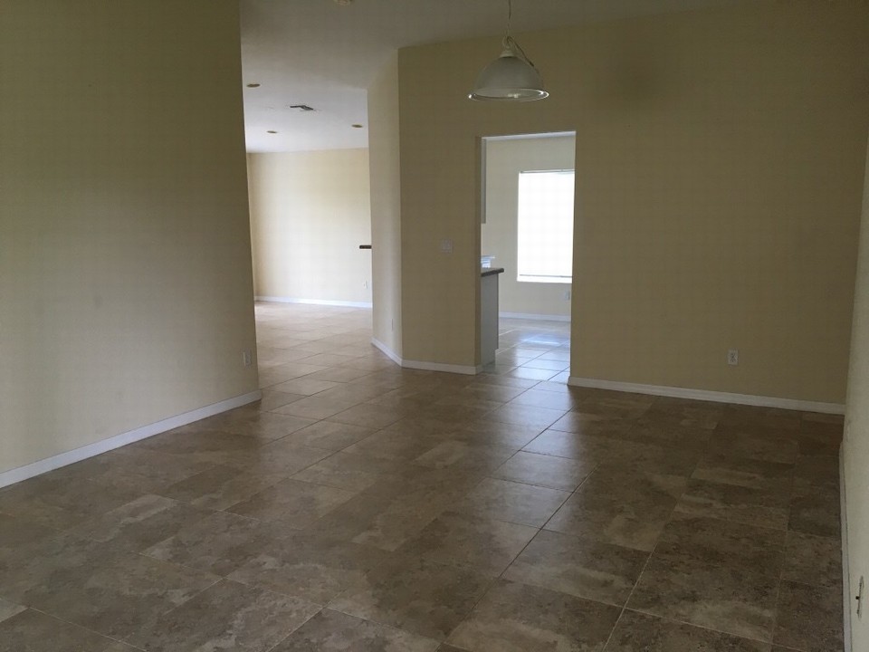living/dining room
