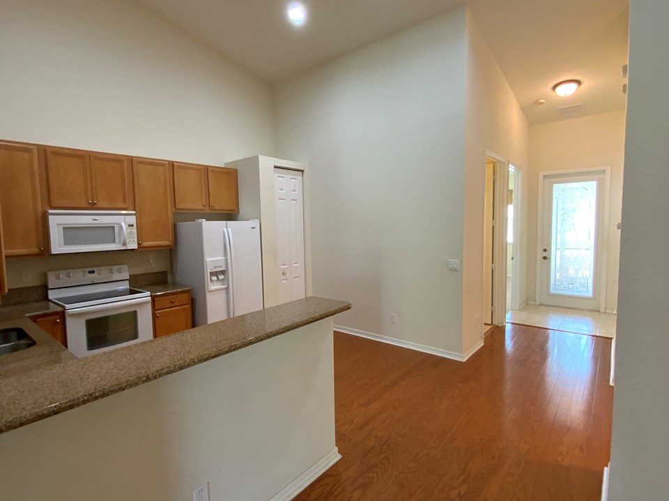 granite counters, snack counter
