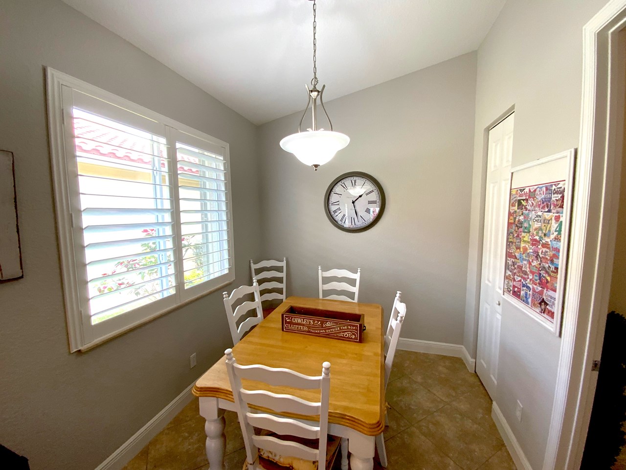 breakfast area