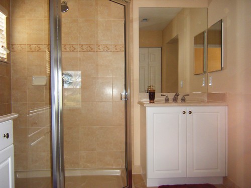 master bath with his & her sinks and shower