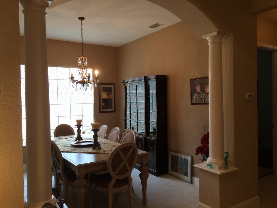 formal dining room, custom arch and columns