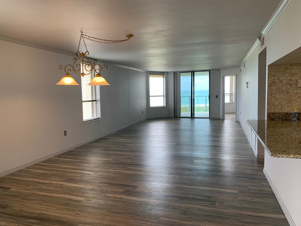 spacious living/dining area with atlantic ocean view