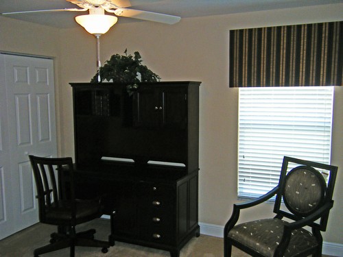 bedroom #2/office