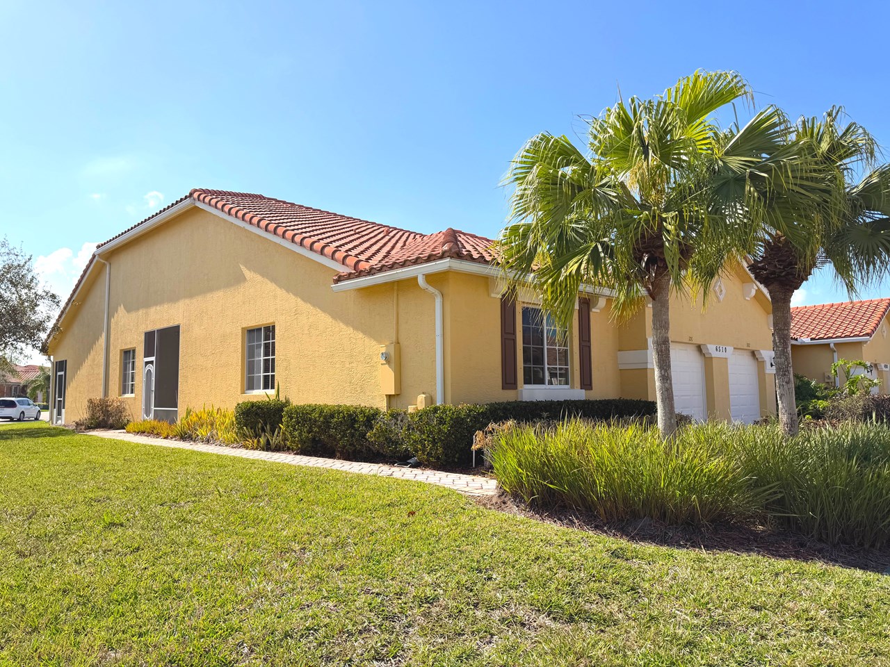 6510 Oxford Circle  101
