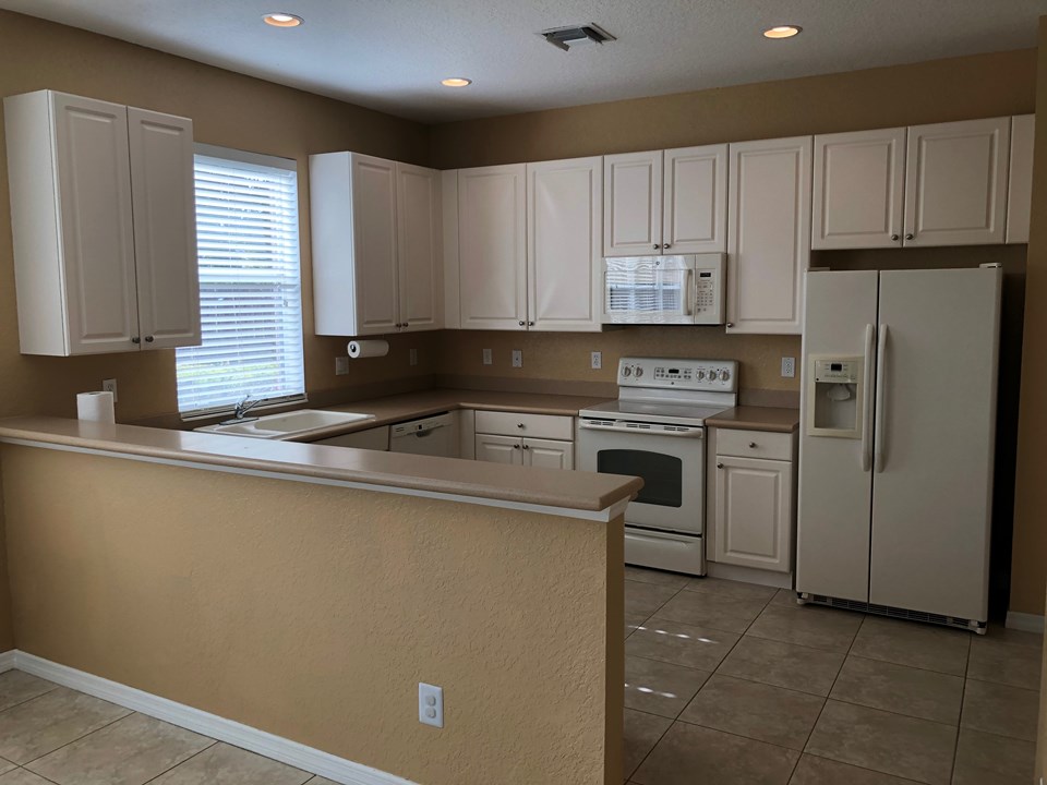 kitchen-snack counter