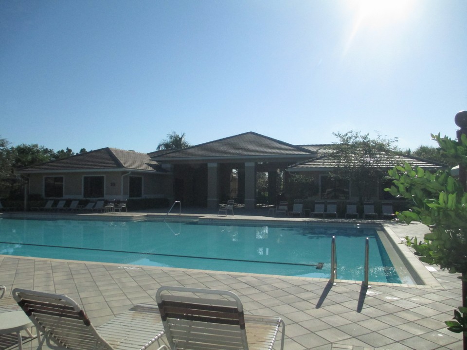 community pool & clubhouse