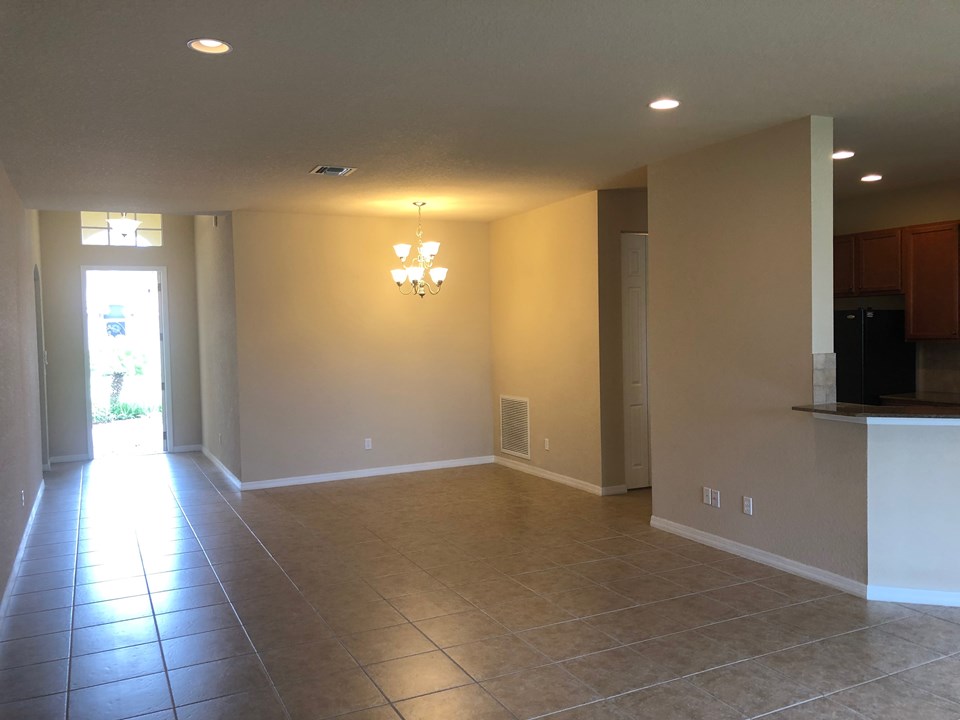 great room/dining area