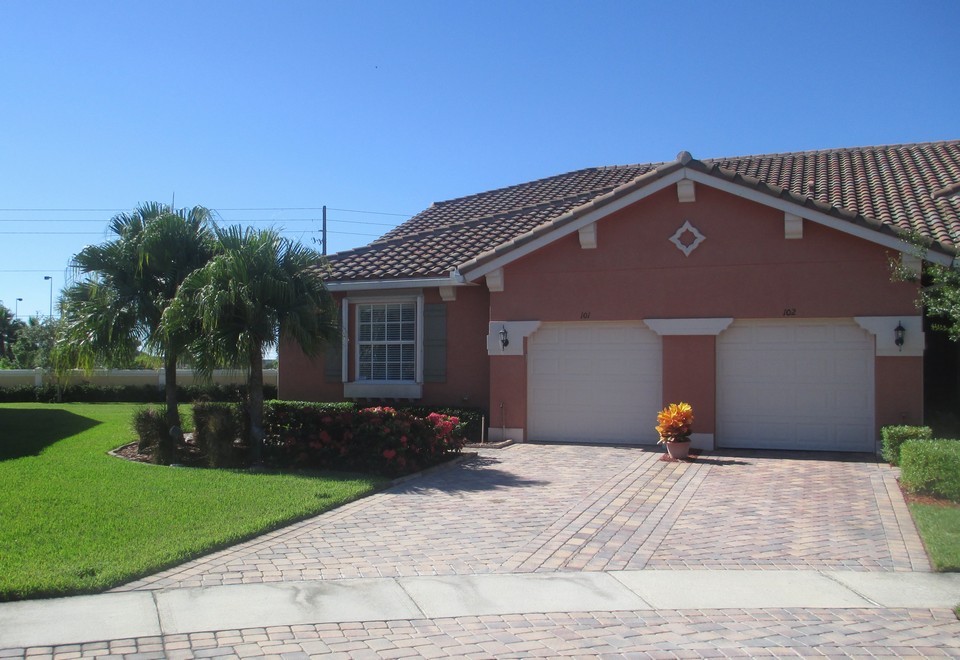 paver driveway, one car garage