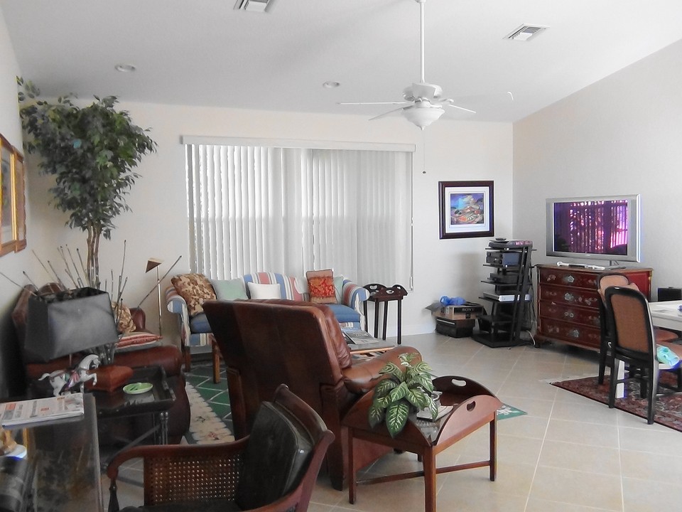 family room, diagonal tiles