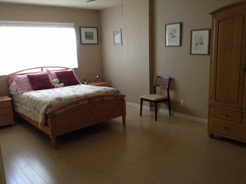 spacious master bedroom