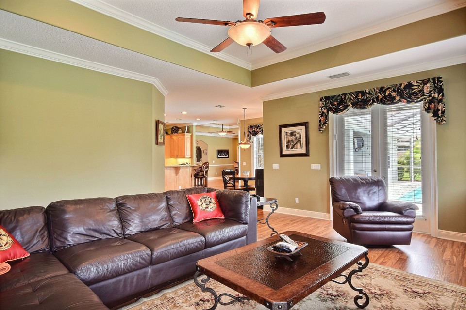 family room looking to kitchen/breakfast nook