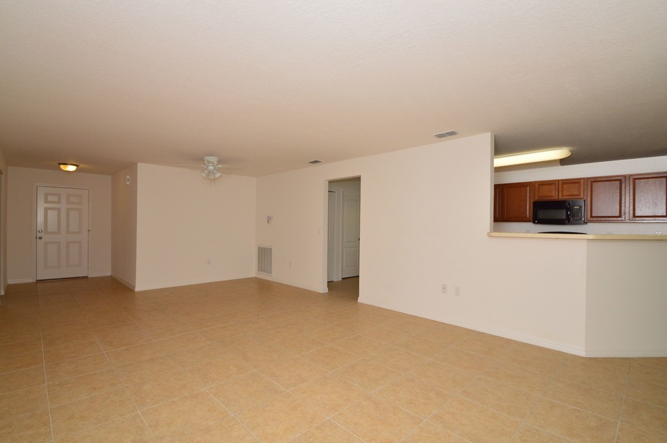 living/dining room