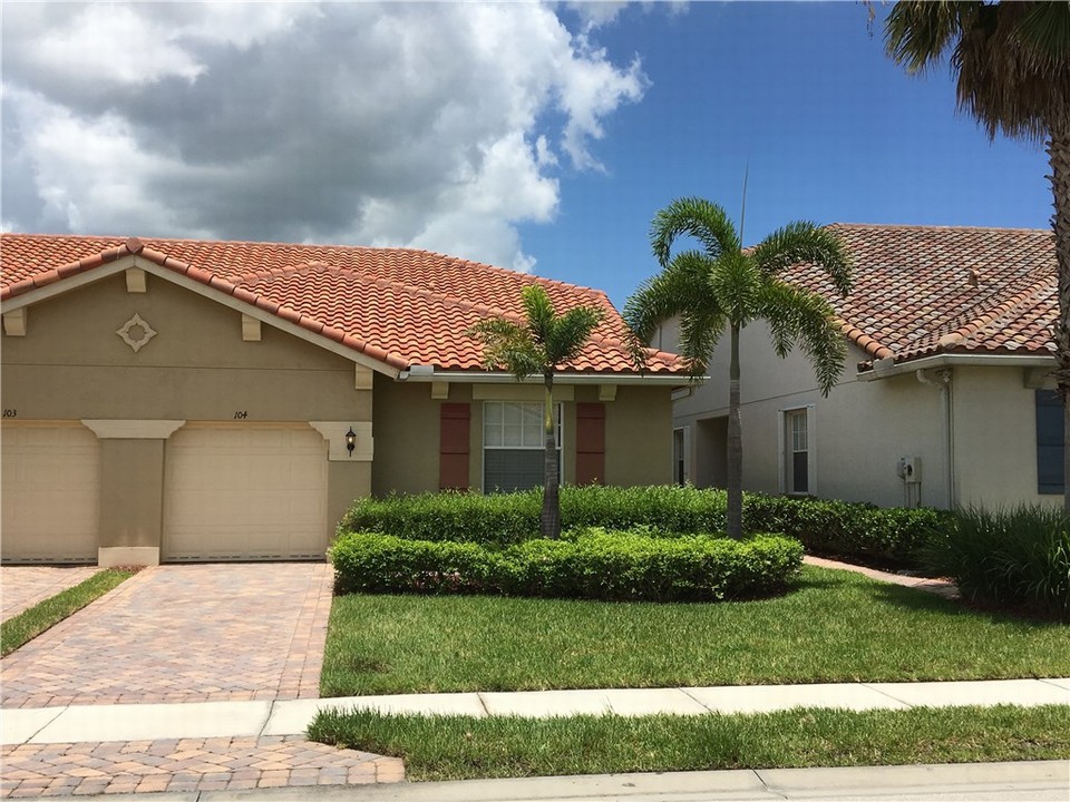 front view with paver driveway