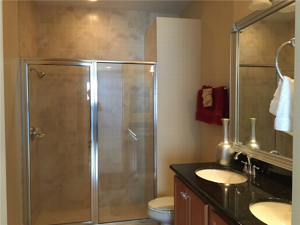 master bath, his/her sinks, raised counter with granite