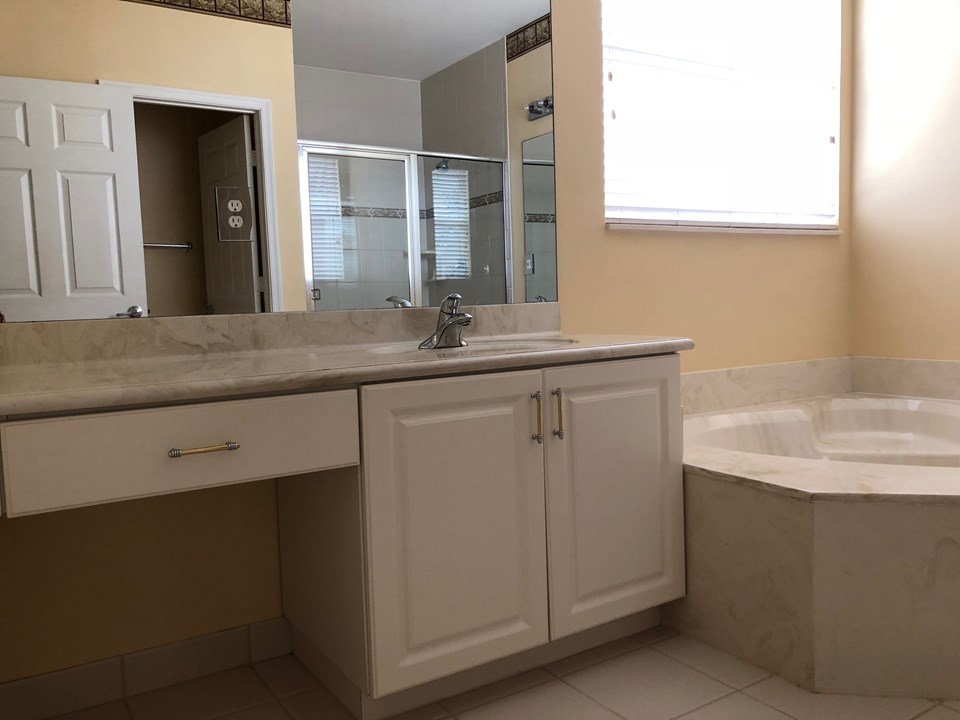 master bath room