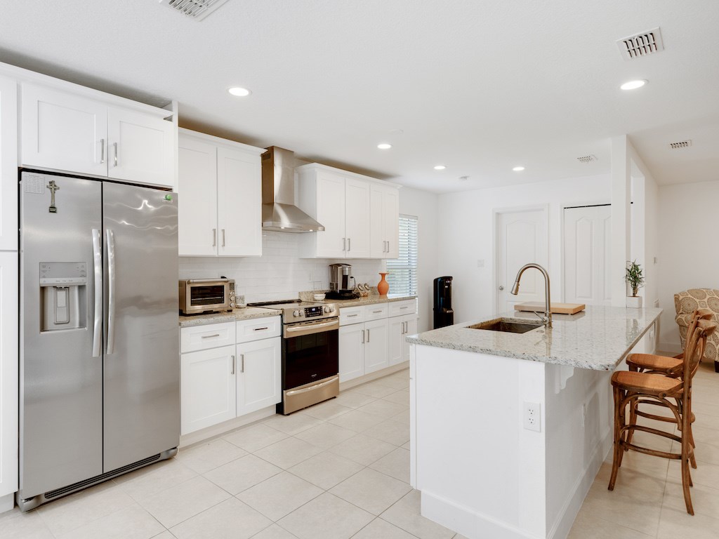 wow! look at this kitchen