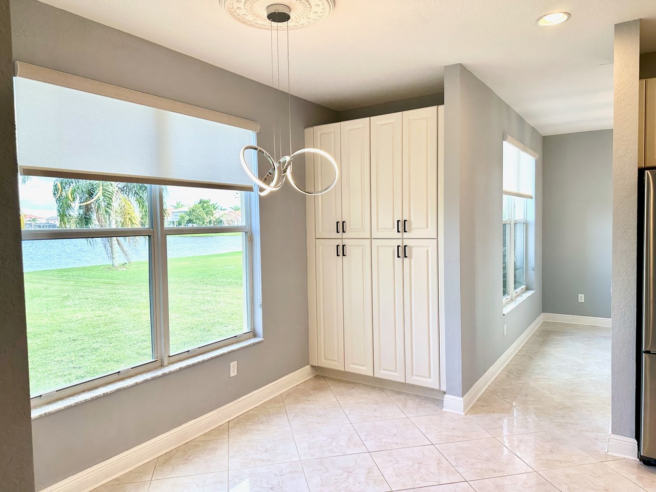 breakfast nook