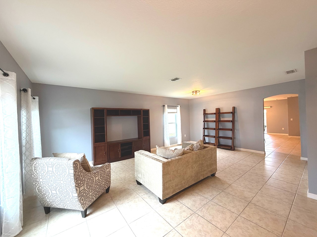living/dining room