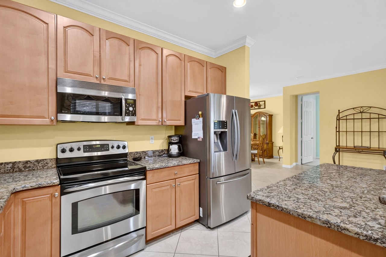 kitchen-ss appliances